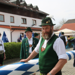 Maibaum-Burgkirchen-aufstellen-2023IMG_0419