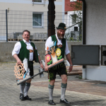 Maibaum-Burgkirchen-aufstellen-2023IMG_0480